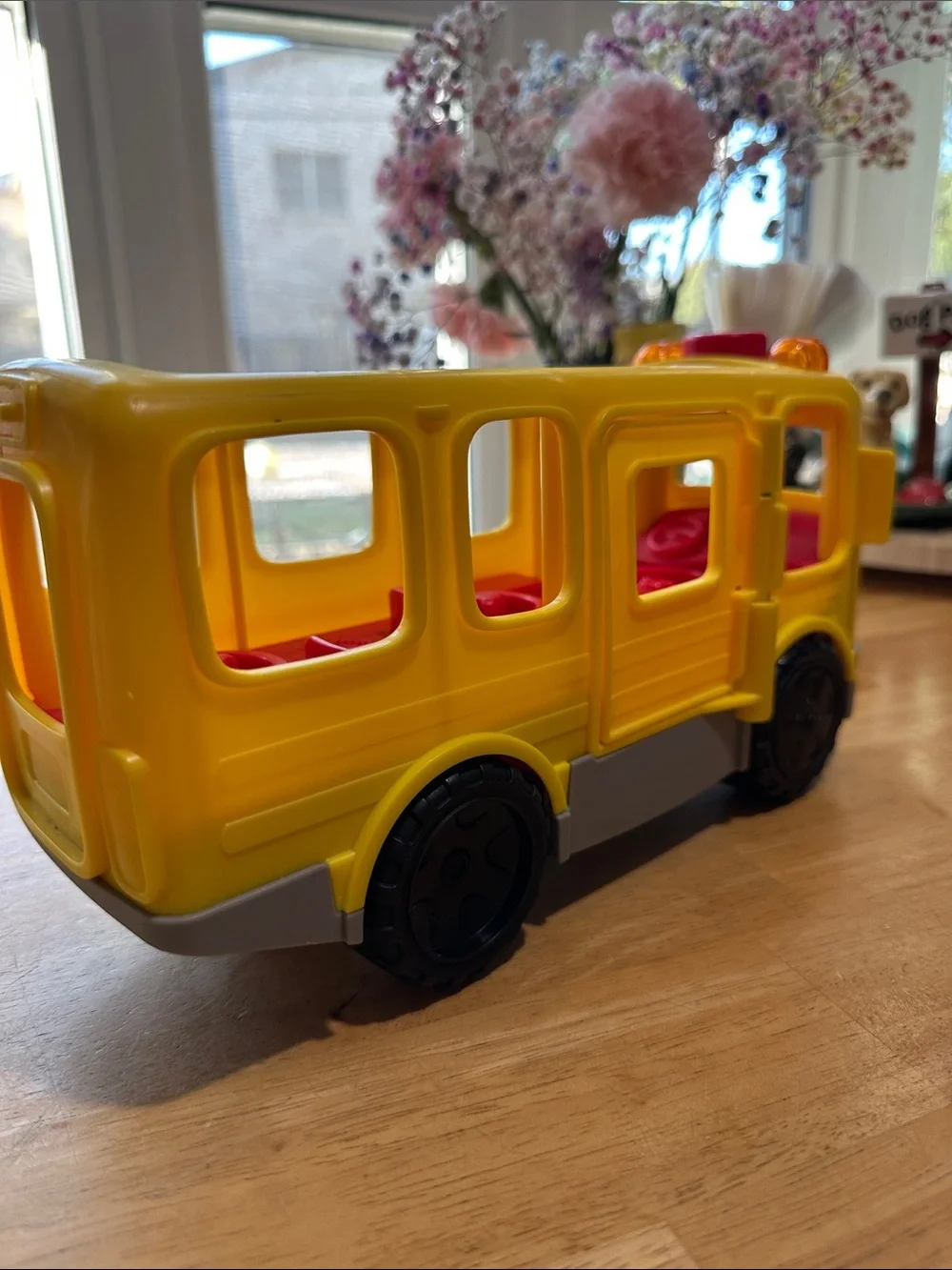 Fisher-Price Yellow and Red School Bus. Sounds work. Lights Work.